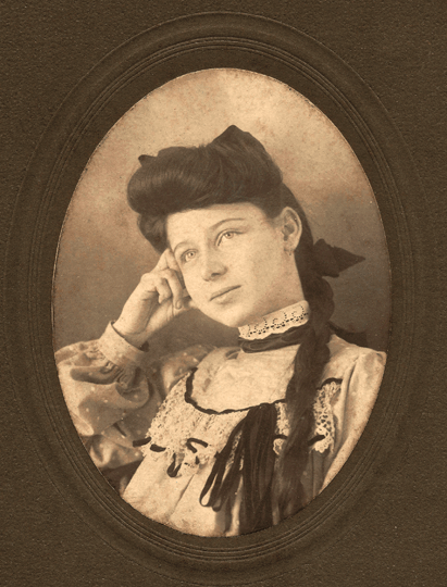 Matta M Bunyard about 16 years old, 1903